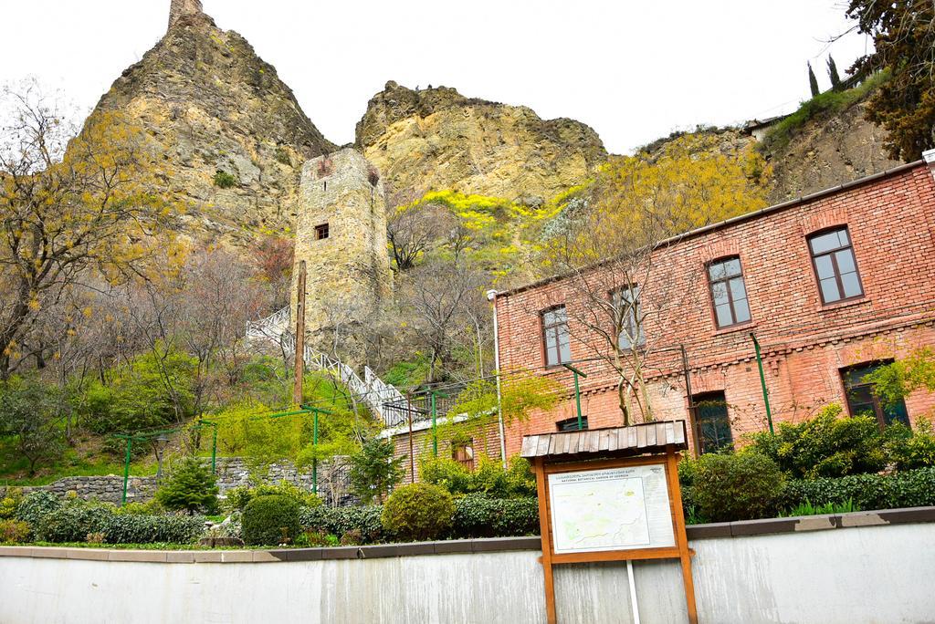 Apartment On Botanikuri Tbilisi Exteriör bild