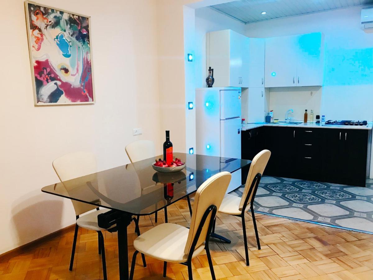 Apartment On Botanikuri Tbilisi Exteriör bild