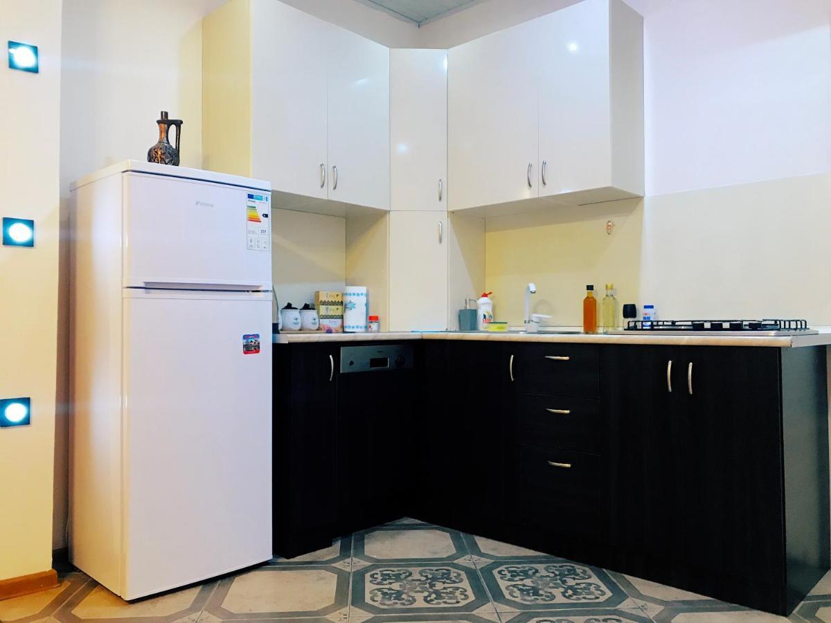 Apartment On Botanikuri Tbilisi Exteriör bild